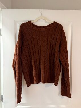 FITS LIKE WOMENS S/M. 
American Eagle A new day Cable Knit Crewneck Sweater
